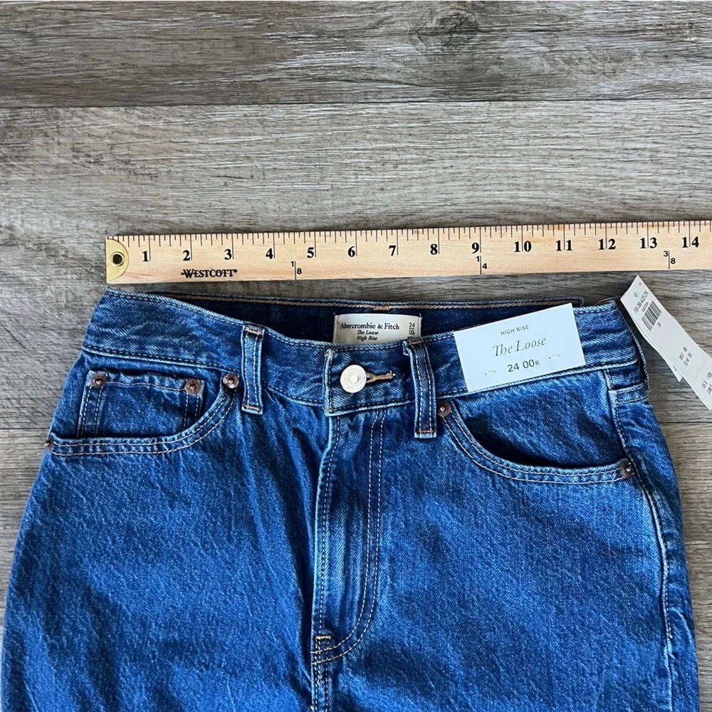 Abercrombie & Fitch The Loose High Rise Jeans Cuffed Dark Wash - Picture 3 of 6